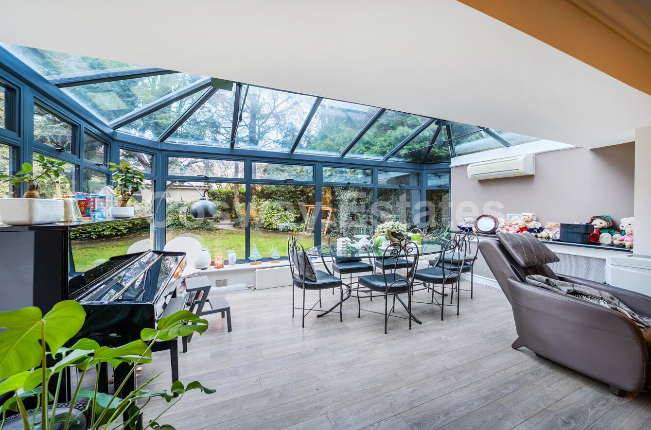 Hendon Wood Lane, Mill Hill, NW7, London